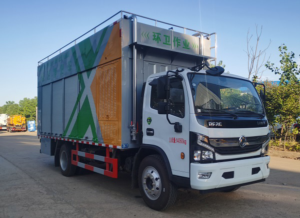 程力東風吸污凈化車