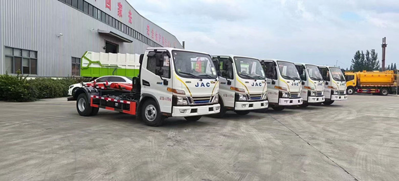 1755741275682268.jpg 1742785082116375.jpg